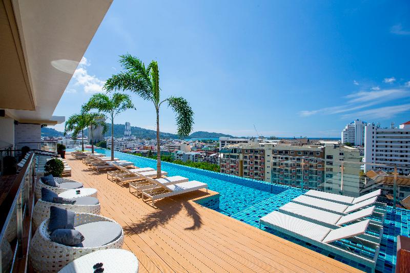 The Marina Phuket Hotel - Havuz