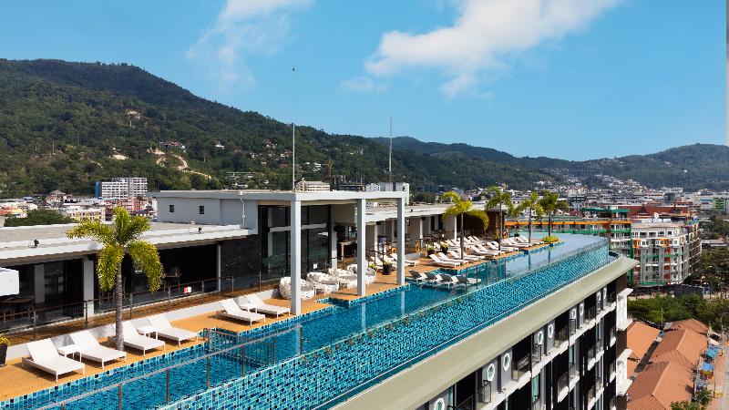 The Marina Phuket Hotel - Havuz