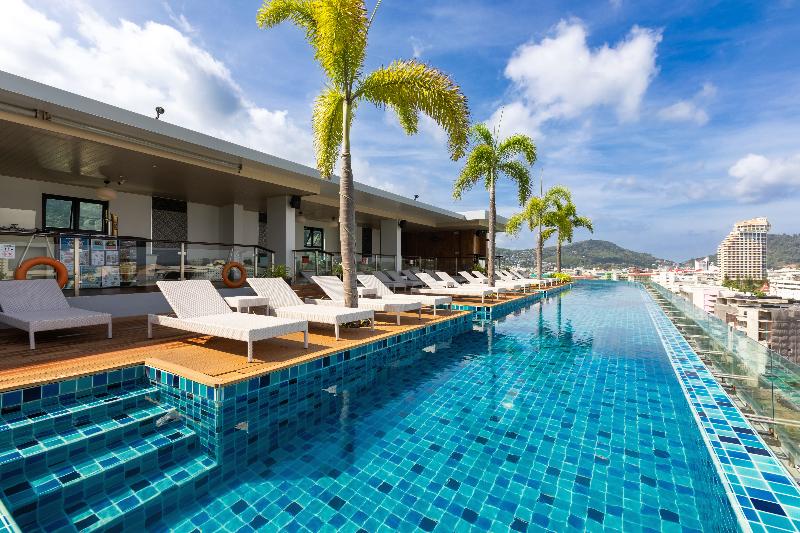 The Marina Phuket Hotel - Havuz