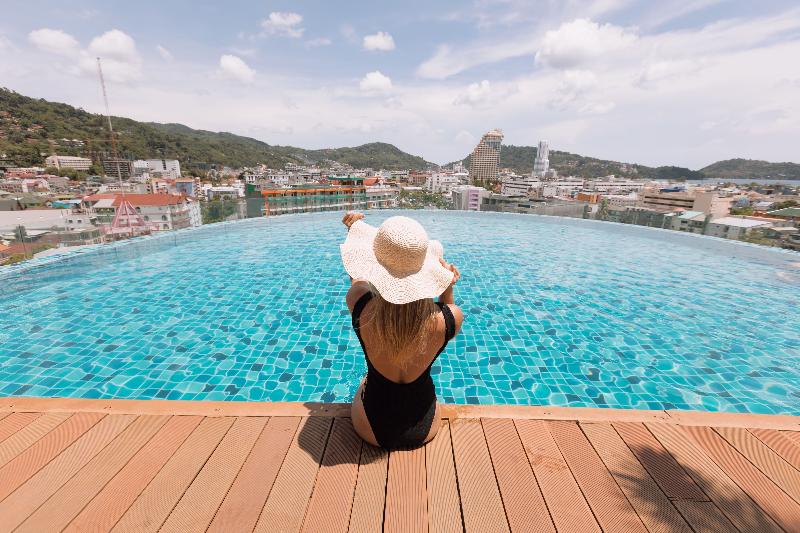 The Marina Phuket Hotel - Havuz