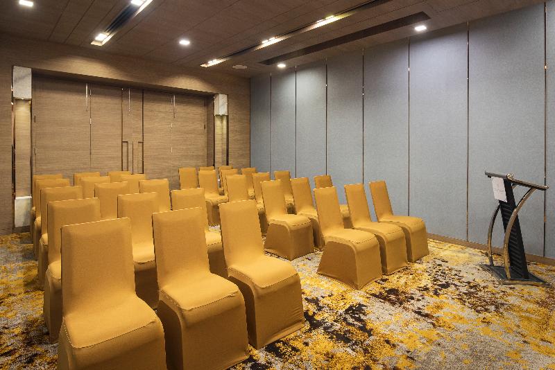 Solitaire Bangkok Sukhumvit 11 by Kingston Hotels - Toplantı