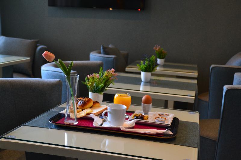 LE135APPARTHOTEL - Restoran