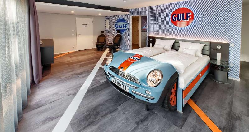 V8 Hotel Motorworld Region Stuttgart, BW Premier - Oda