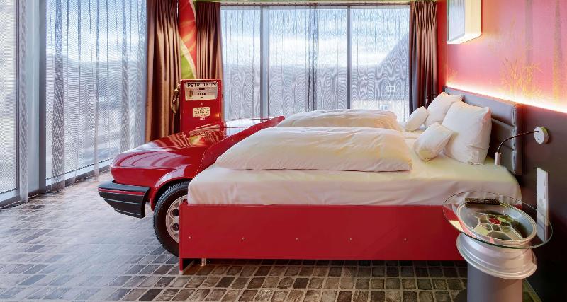 V8 Hotel Motorworld Region Stuttgart, BW Premier - Oda