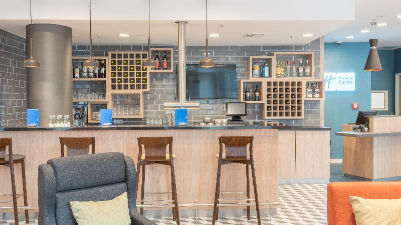 Premier Inn Hamburg City Hammerbrook - Bar