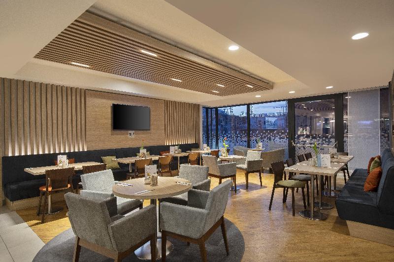 Premier Inn Hamburg City Hammerbrook - Restoran