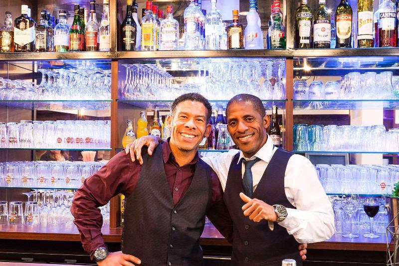 Comfort Hotel Orleans Olivet Provinces - Bar