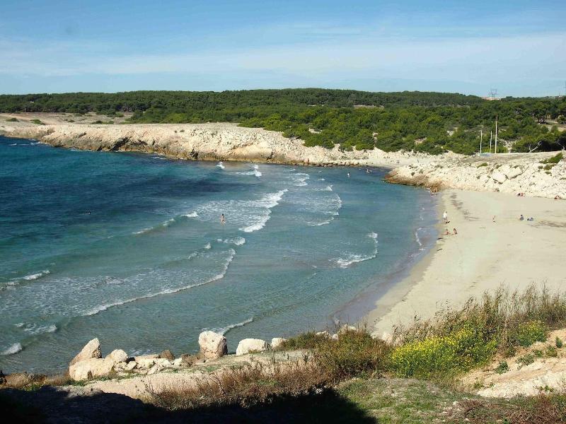 Brit Hotel Martigues - Plaj