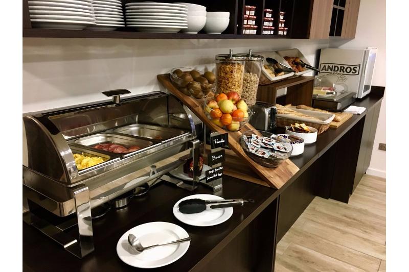 Brit Hotel Martigues - Restoran