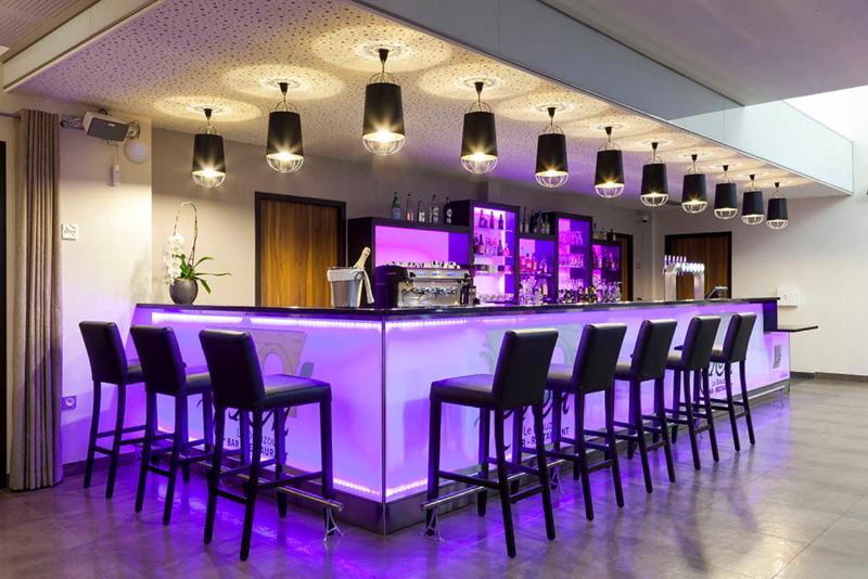 Brit Hotel PrivilÃ¨ge Figeac - Bar