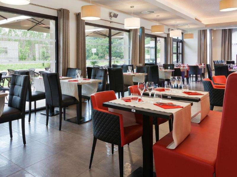 Brit Hotel PrivilÃ¨ge Figeac - Restoran