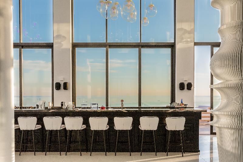 Abaton Island Resort & Spa - Bar