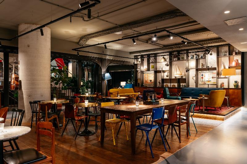 Ruby Emma Hotel Amsterdam by IHG - Lobi