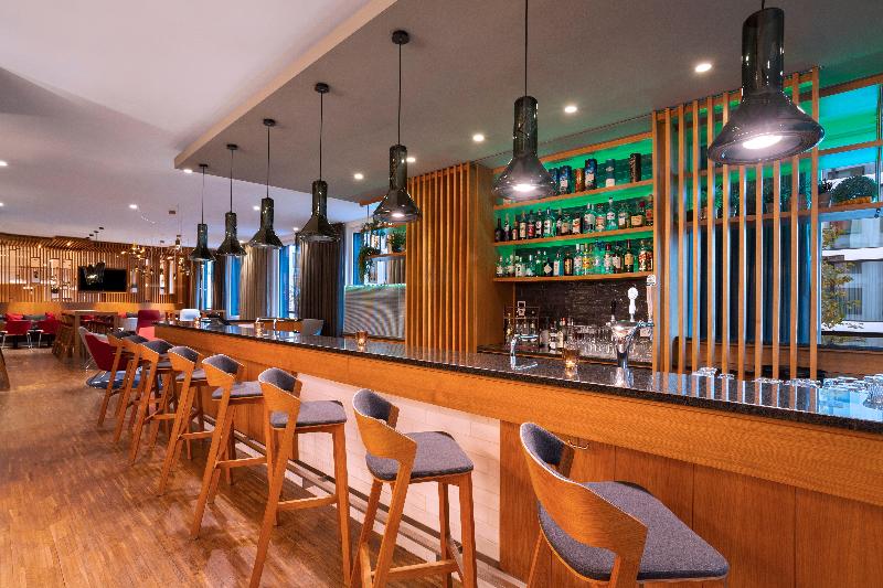 Holiday Inn Express Munich City West - Bar