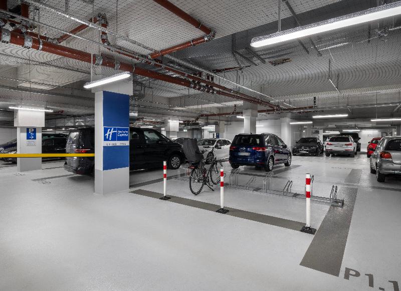 Holiday Inn Express Munich City West - Lobi