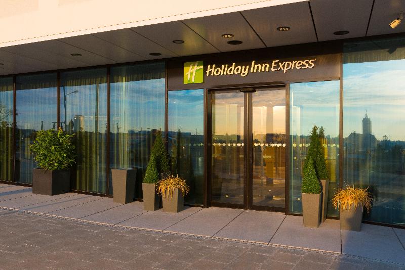 Holiday Inn Express Munich City West - Genel
