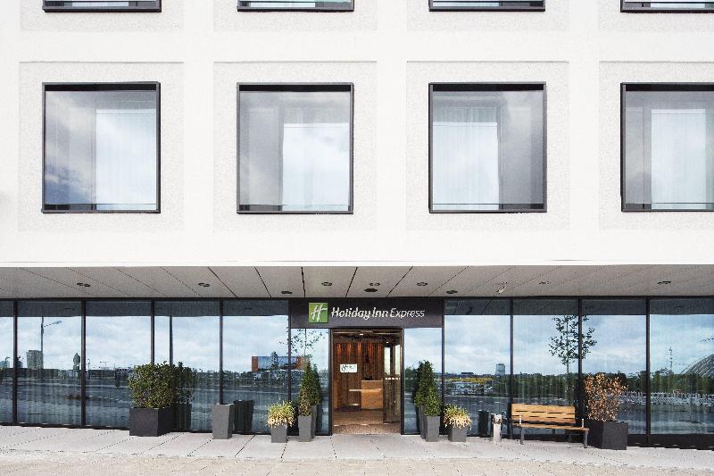 Holiday Inn Express Munich City West - Genel