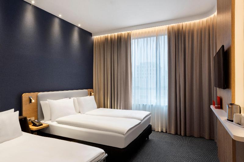Holiday Inn Express Munich City West - Oda