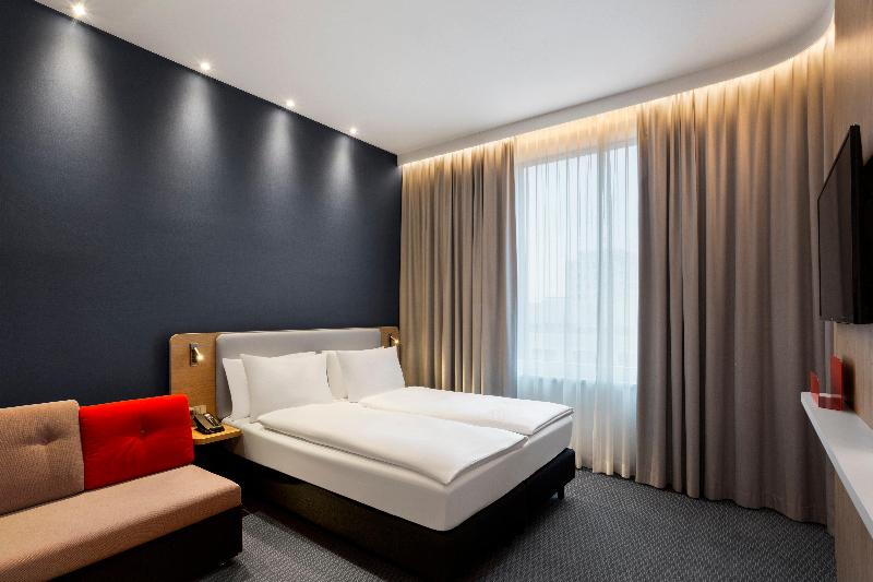 Holiday Inn Express Munich City West - Oda