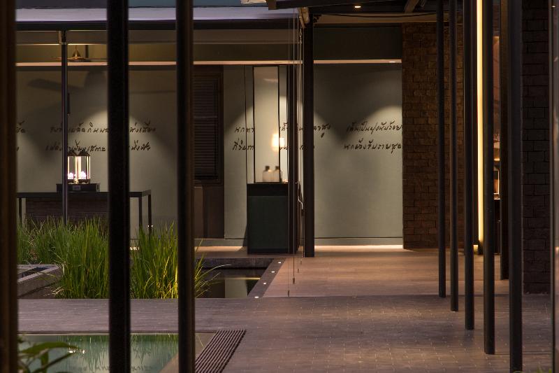 Theatre Residence - Genel