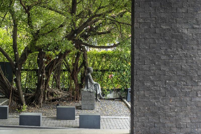 Theatre Residence - Genel