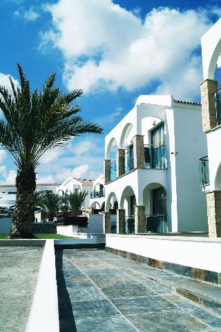Latchi Escape Hotel and Suites otel fotoğrafı
