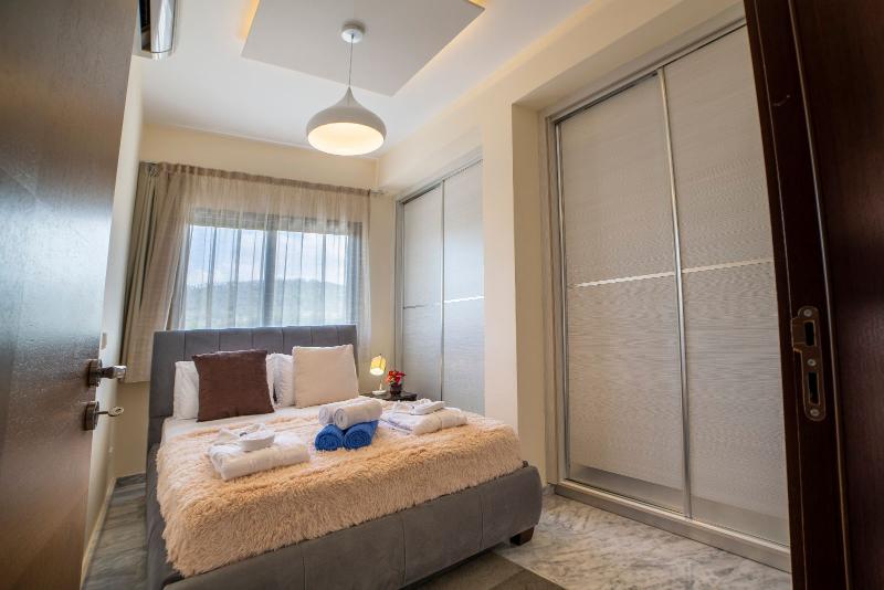Latchi Escape Hotel and Suites - Oda