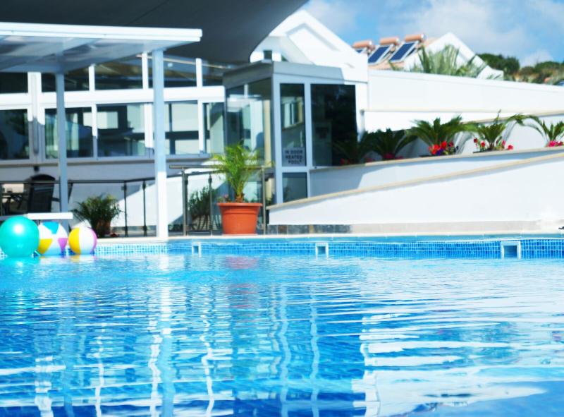 Latchi Escape Hotel and Suites - Havuz