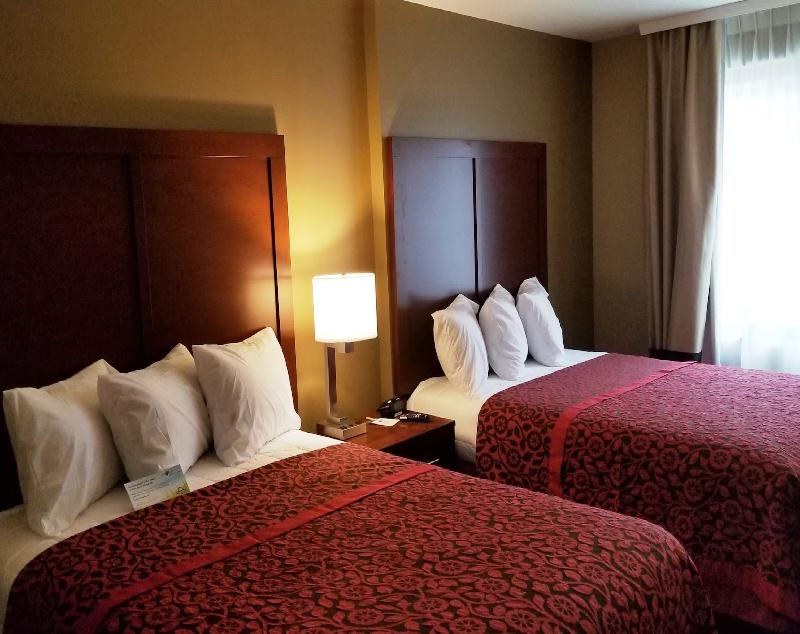 Days Inn by Wyndham Brooklyn Marine Park - Oda