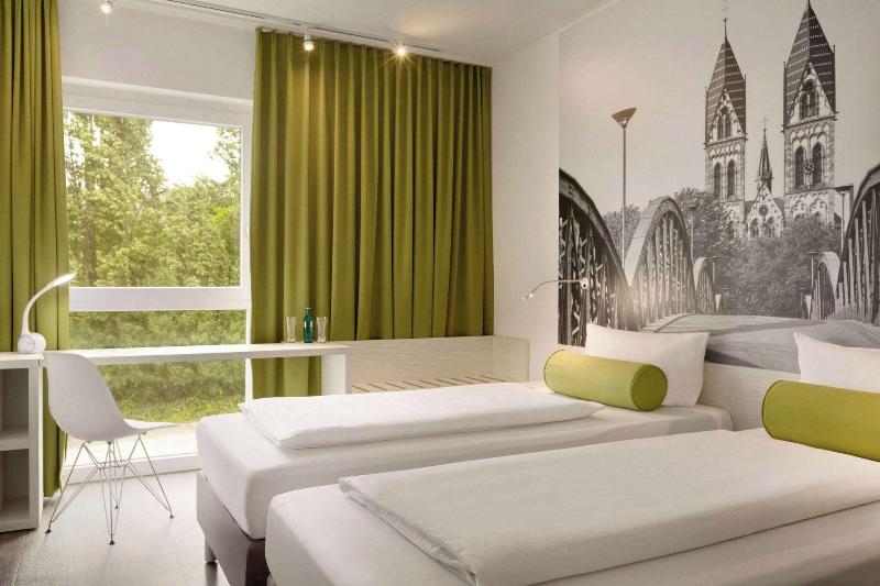 Premier Inn Freiburg City Nord Hotel - Oda