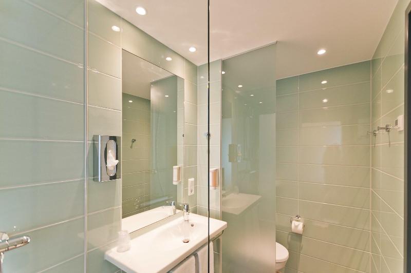 Premier Inn Freiburg City Nord Hotel - Oda