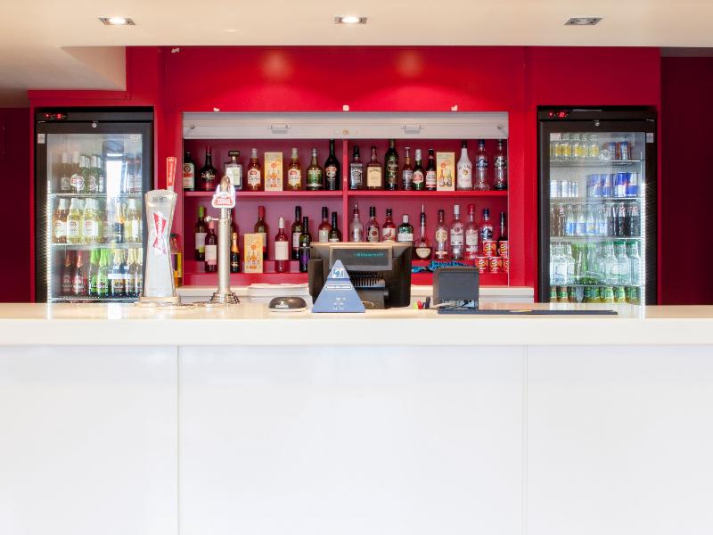Travelodge London Hounslow - Bar
