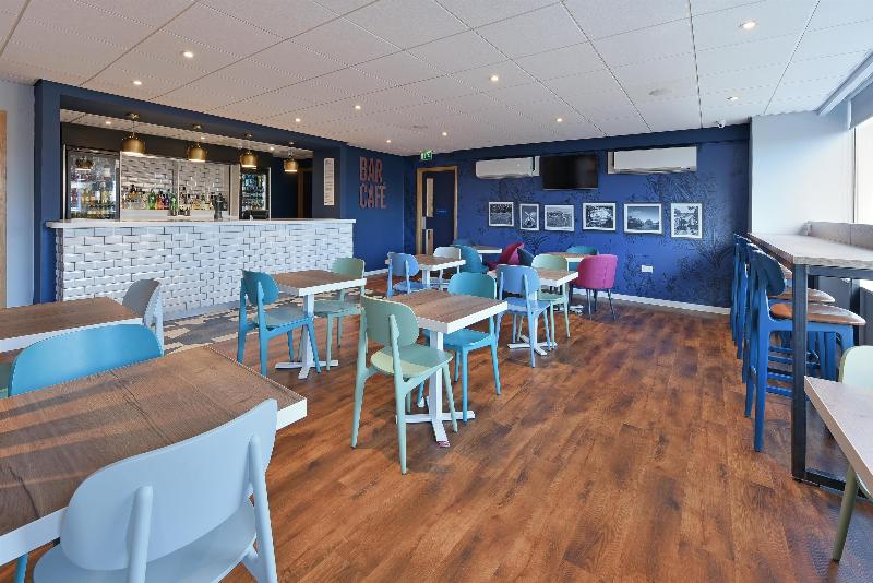 Travelodge London Raynes Park - Restoran