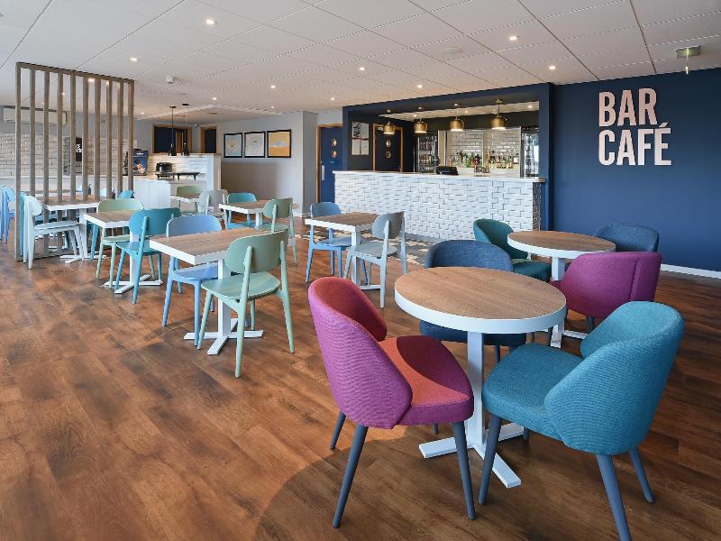 Travelodge London Raynes Park - Restoran