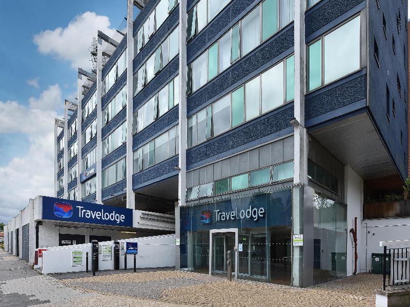 Travelodge London Teddington - Genel