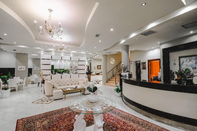 Hotel Oasis - Lobi