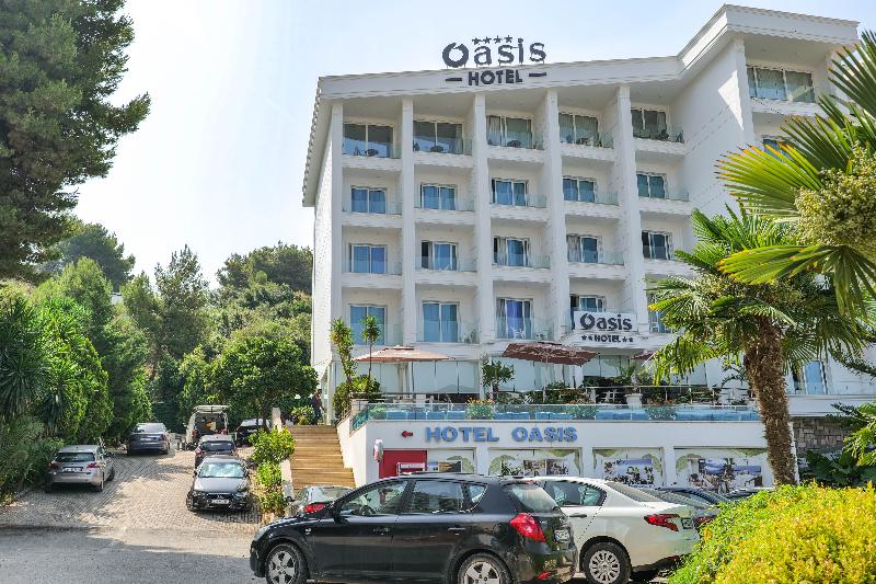Hotel Oasis - Genel