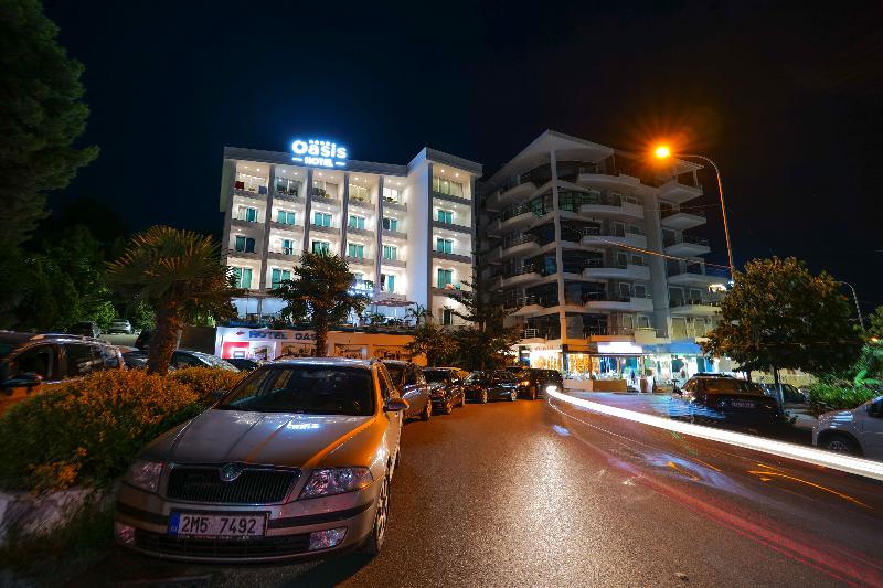 Hotel Oasis - Genel