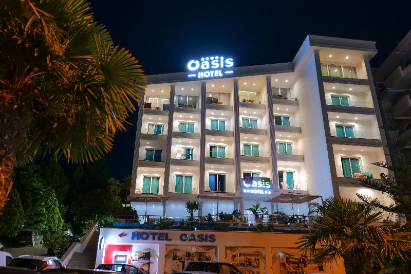 Hotel Oasis - Genel