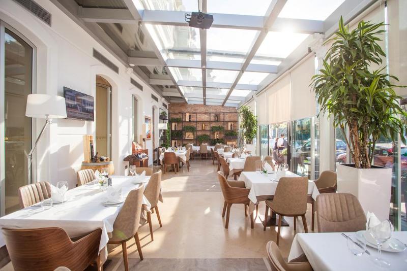 Colosseo Hotel Tirana - Restoran