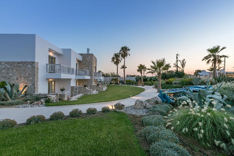 White Pearls Luxury Suites Adults Only - Genel