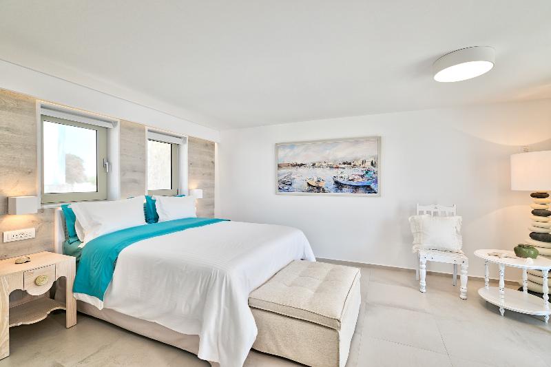 White Pearls Luxury Suites Adults Only - Oda