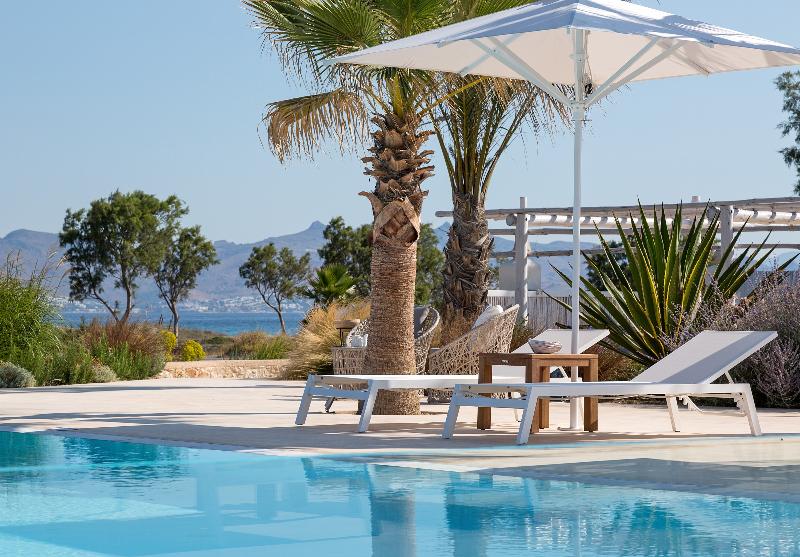 White Pearls Luxury Suites Adults Only - Havuz