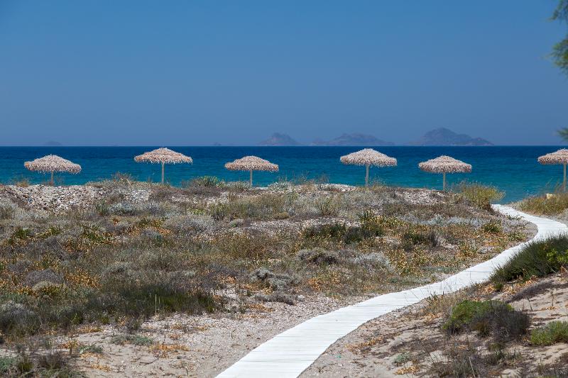 White Pearls Luxury Suites Adults Only - Plaj
