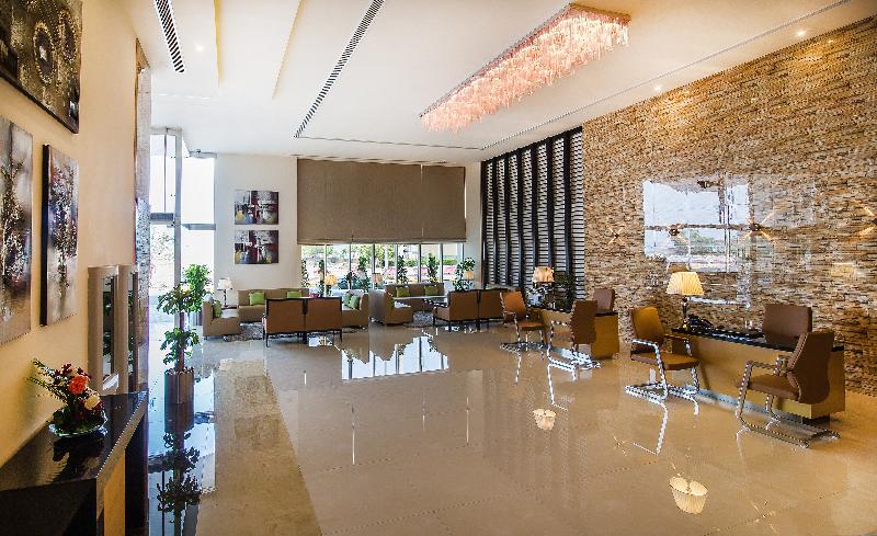 V Hotel Fujairah - Lobi