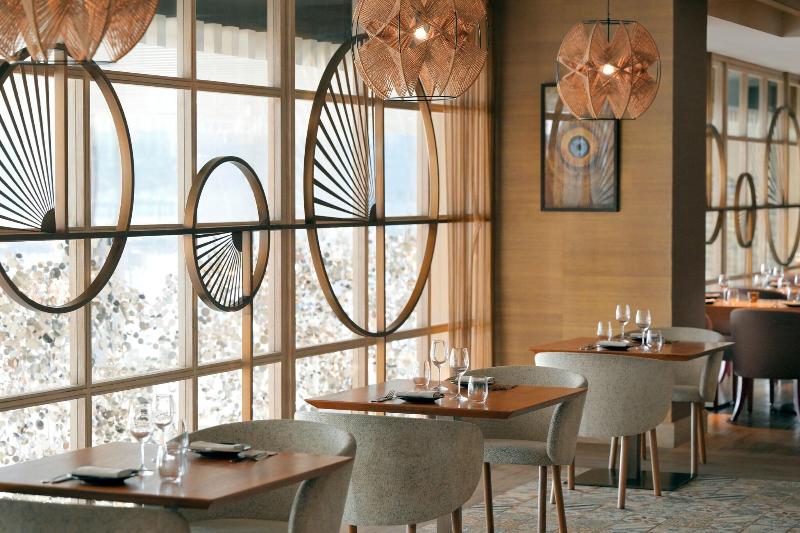 The St. Regis Downtown, Dubai - Restoran