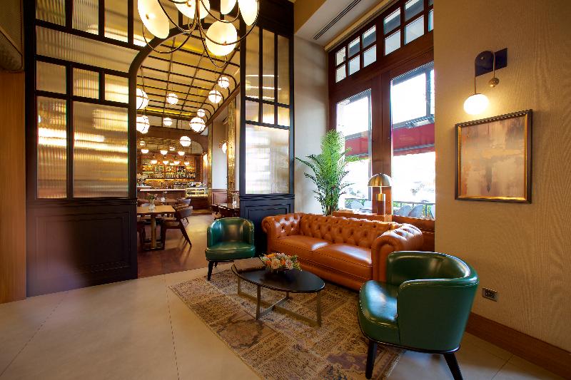 Momento Hotel Golden Horn - Lobi