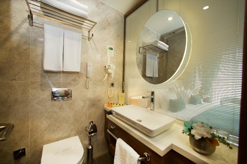 Momento Hotel Golden Horn - Oda