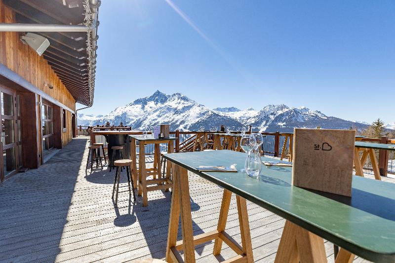 Ily La Rosiere - Teras
