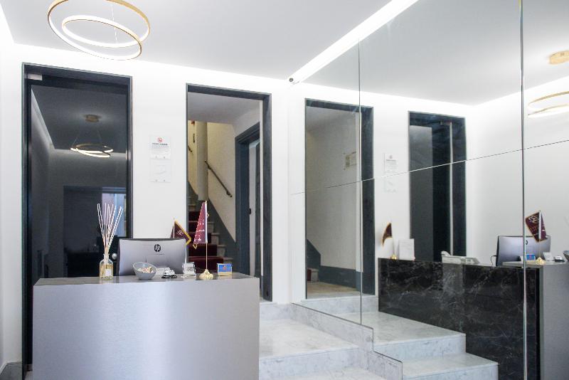 Boutique Centrale Palace - Lobi